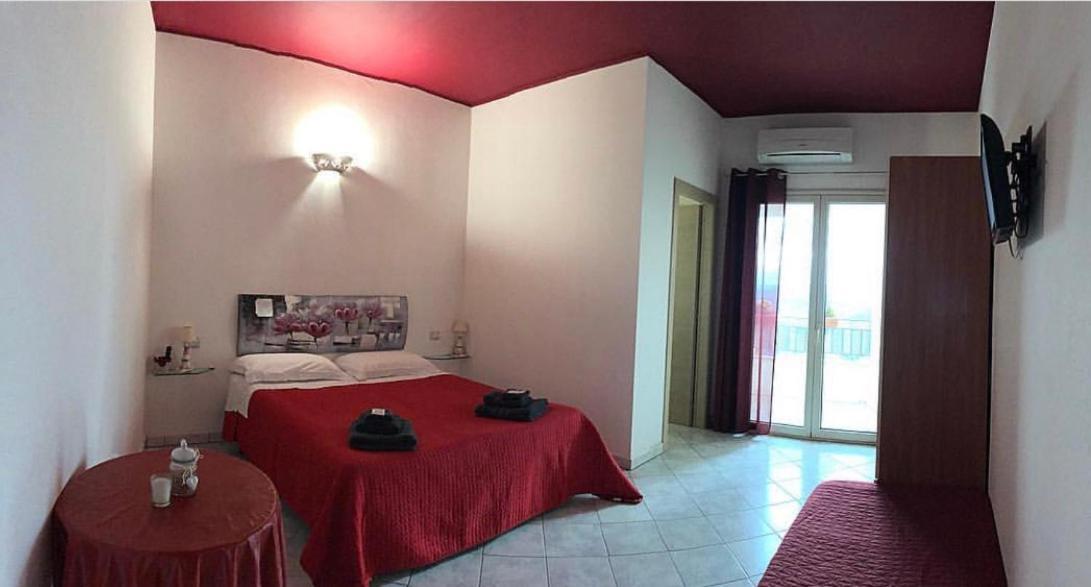 B&B Sa Clarera Baunei Exterior foto