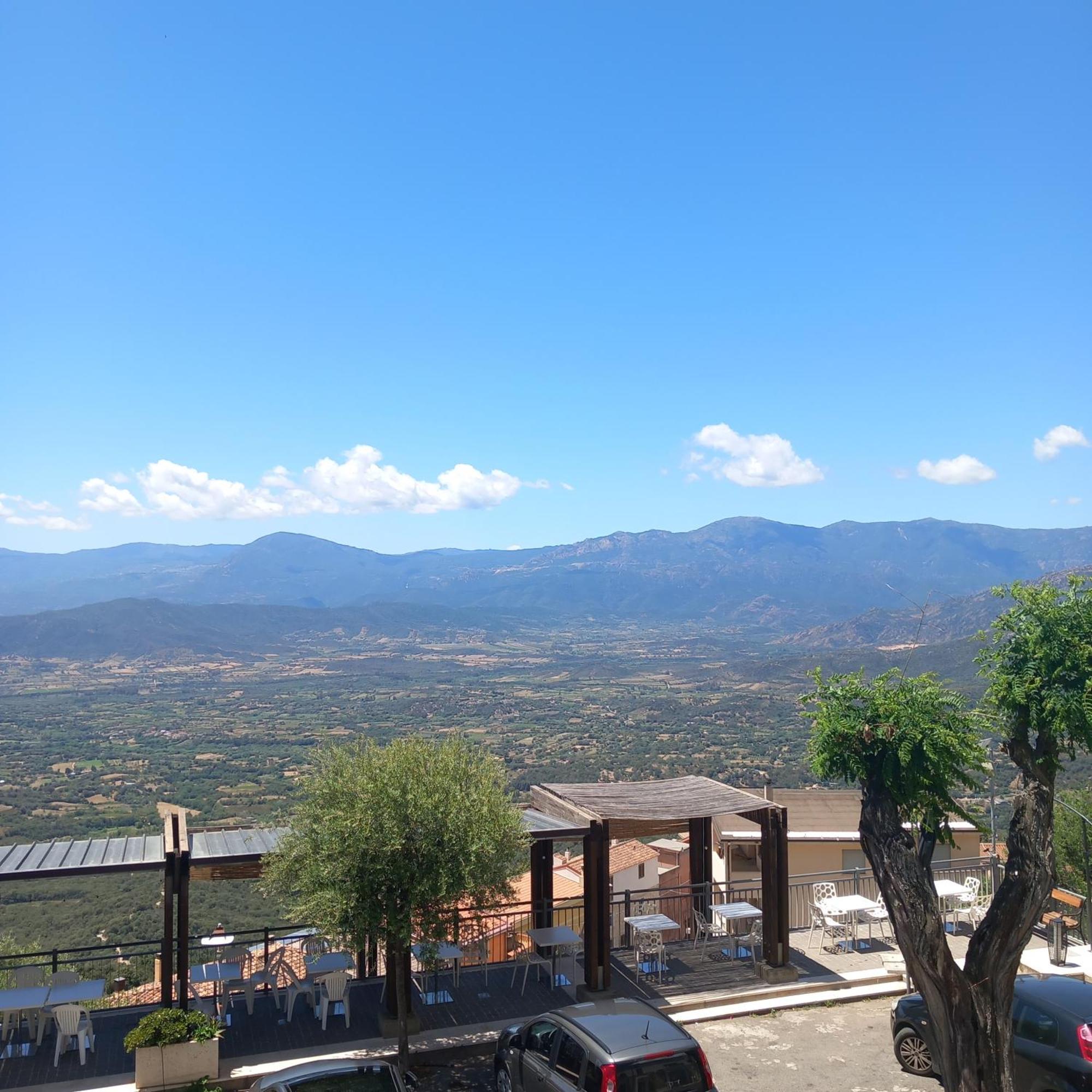 B&B Sa Clarera Baunei Exterior foto